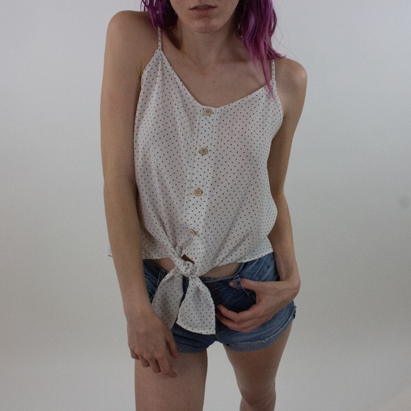 Vestique BoHo Polkadot Tie Crop Top - Picture 2 of 5